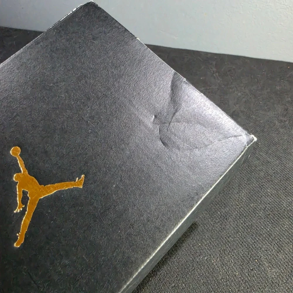 New 4C Jordan 4 RM TD FQ7937-060 Black Varsity Red Anthracite Toddler Box Damage